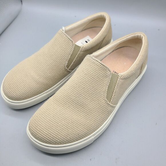 7 narrow shoes 2025